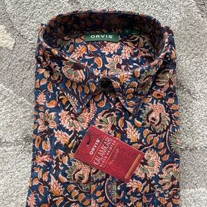 Short sleeved button down dress shirt